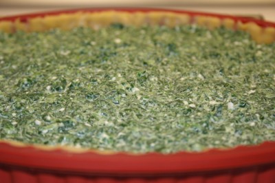 Tarte aux épinards prête à cuire