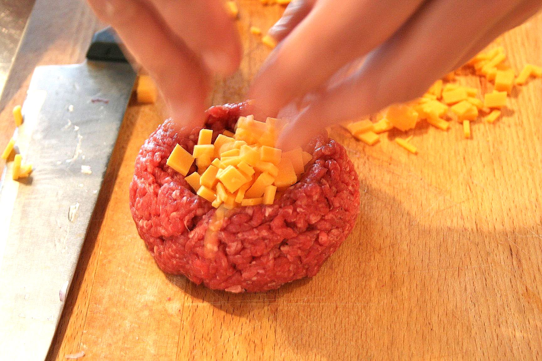 Cooking Mumu – Boulette hamburger au lard et fourrée au cheddar