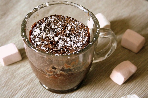 Mug Cake au chocolat - gâteau micro onde dans sa tasse