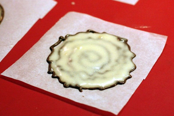 Tuile spirale au chocolat