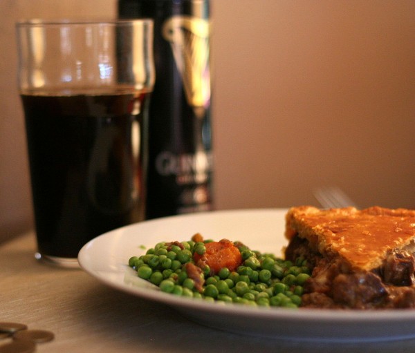 Steak, guinness and cheese pie Jamie Oliver