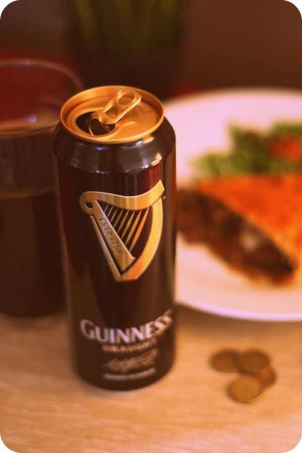 Steak, guinness and cheese pie 