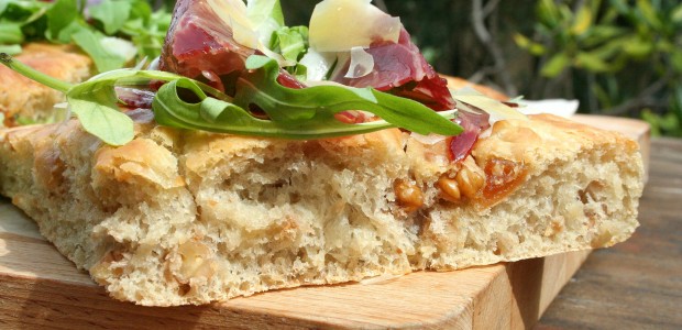Focaccia aux figues et aux noix (concours Miam Miam Mia)
