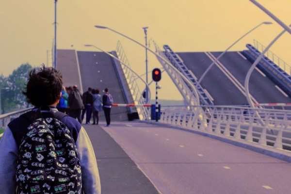 Ouverture du pont pour le passage des bateaux