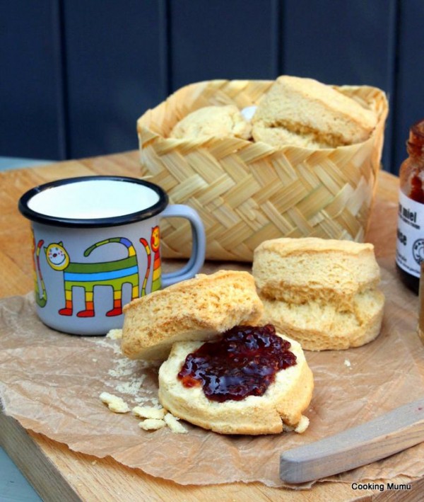 scone-confiture