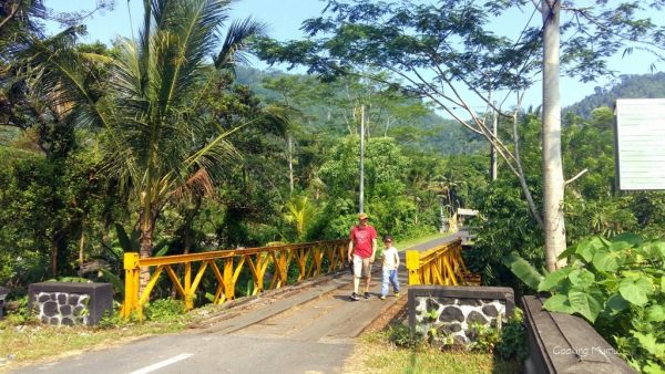 Sidemen bridge